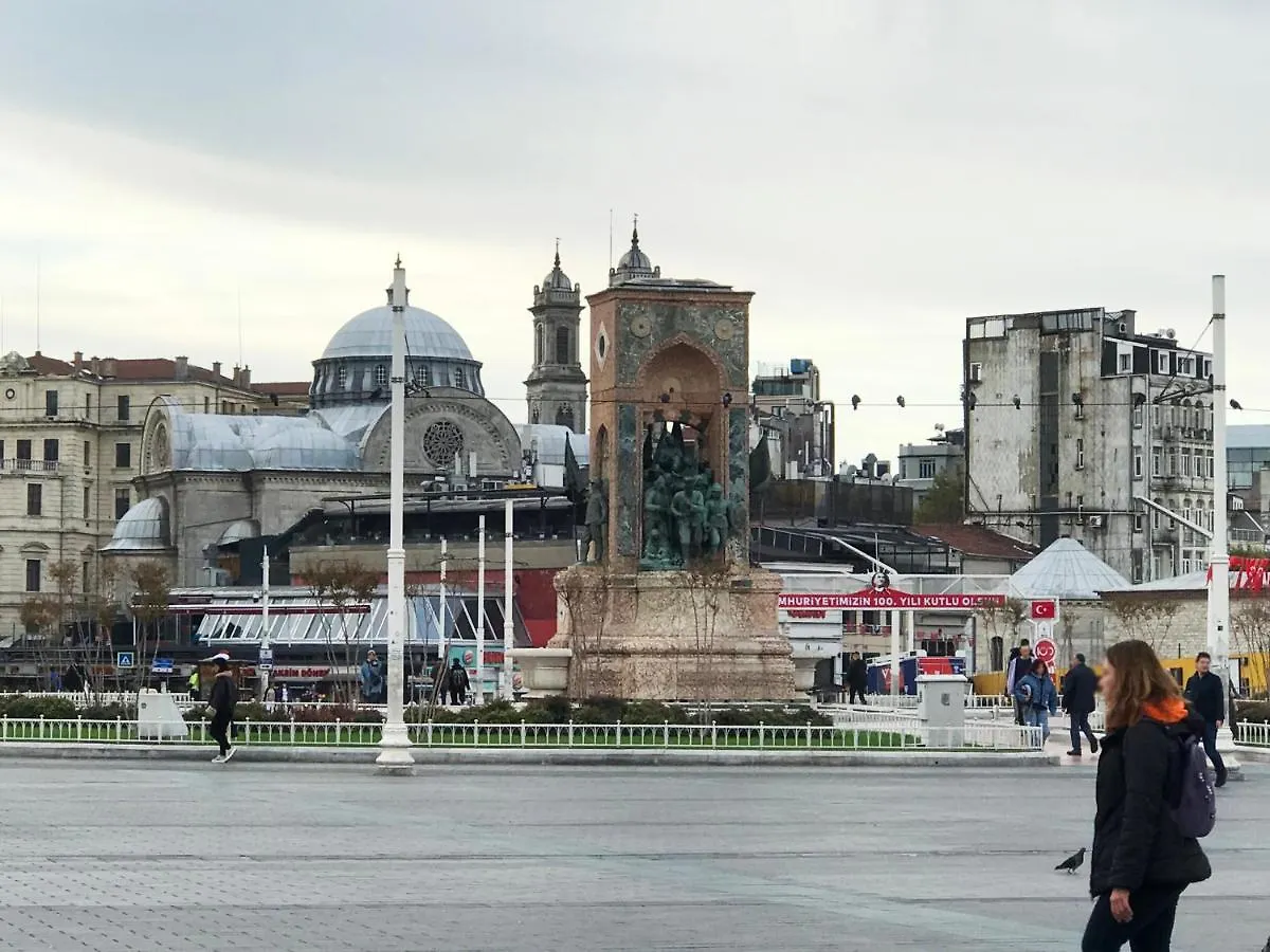 My Fabulous Trendy Home In Taksim Square Istanbul
